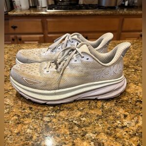 HOKA Clifton 9 Women's Running Shoes